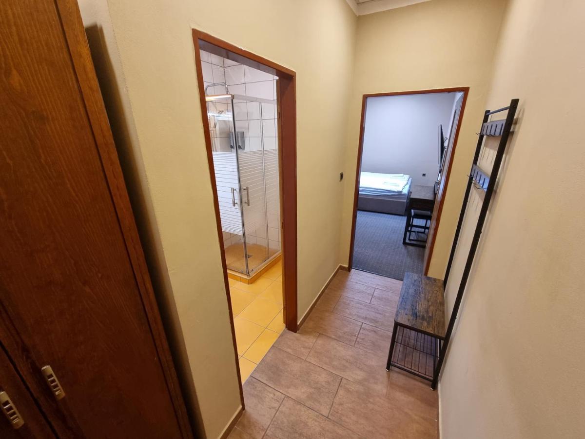 Motel Olympland Трутнов Екстериор снимка